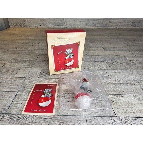 Hallmark Keepsake Ornaments "Fishin' Mission" (2002) NIB - Picture 5 of 5